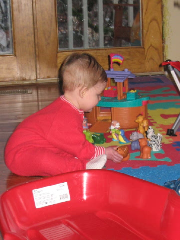 2004_12_25 Christmas morning Cate.jpg